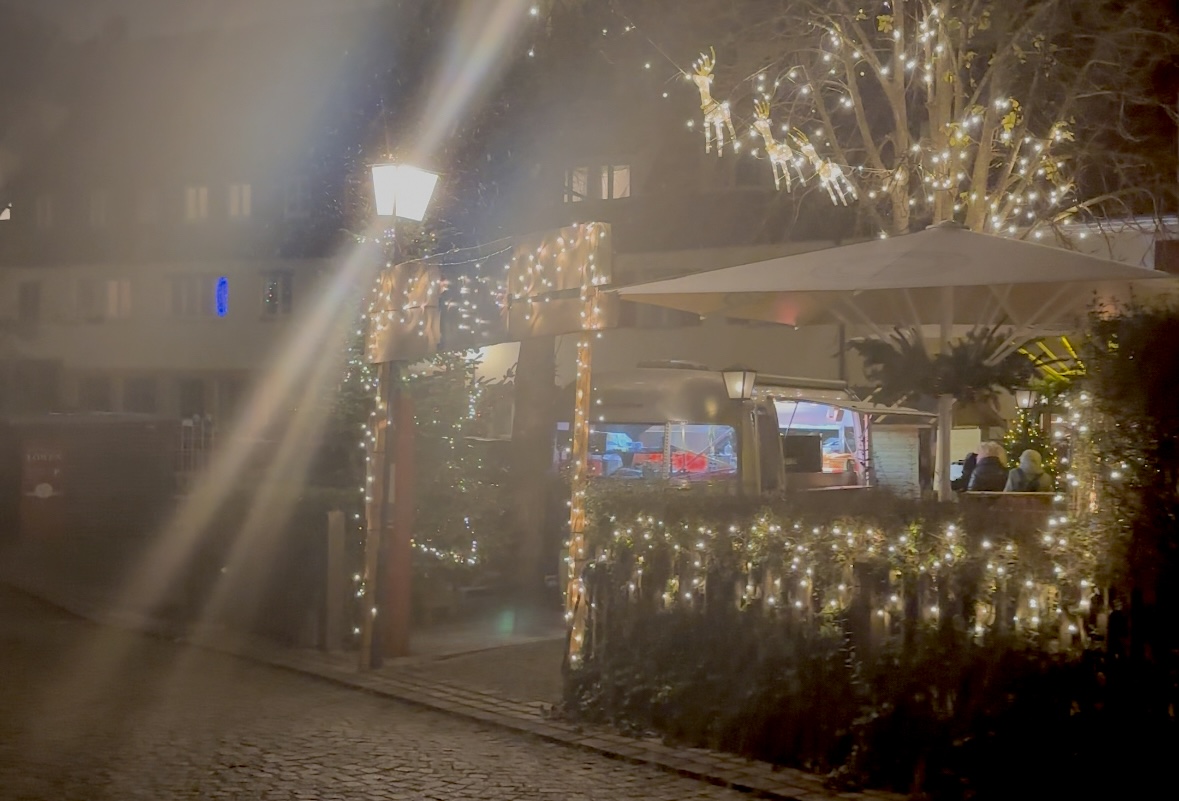 Weihnachtsmarkt Löwen Ulm